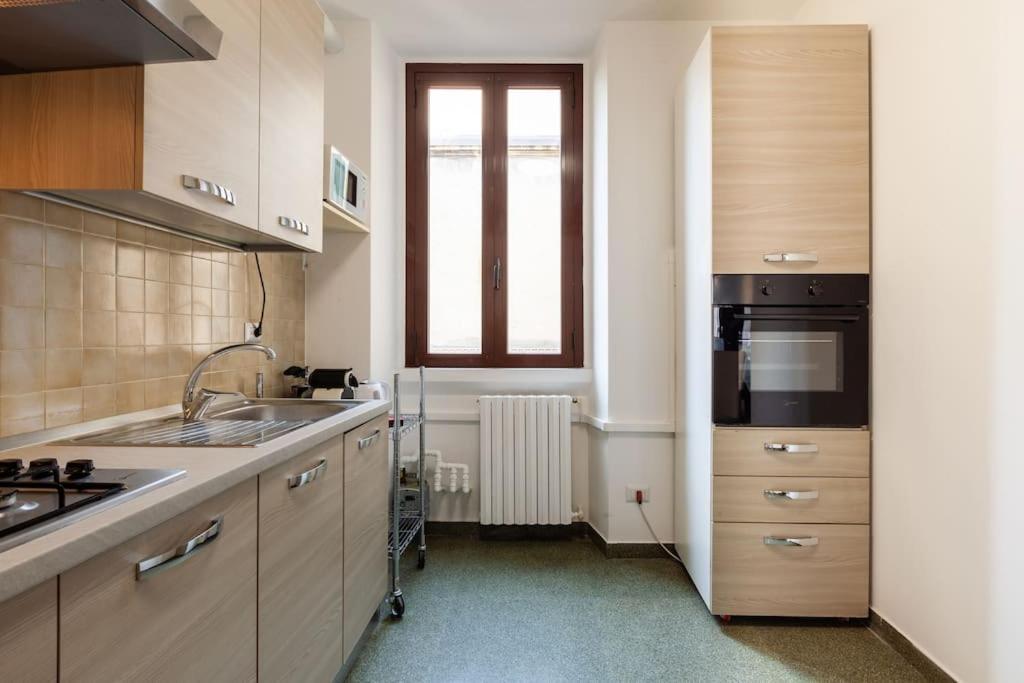 Ferrari - Ac -Wifi - Flexyrent Apartment Milán Exteriér fotografie